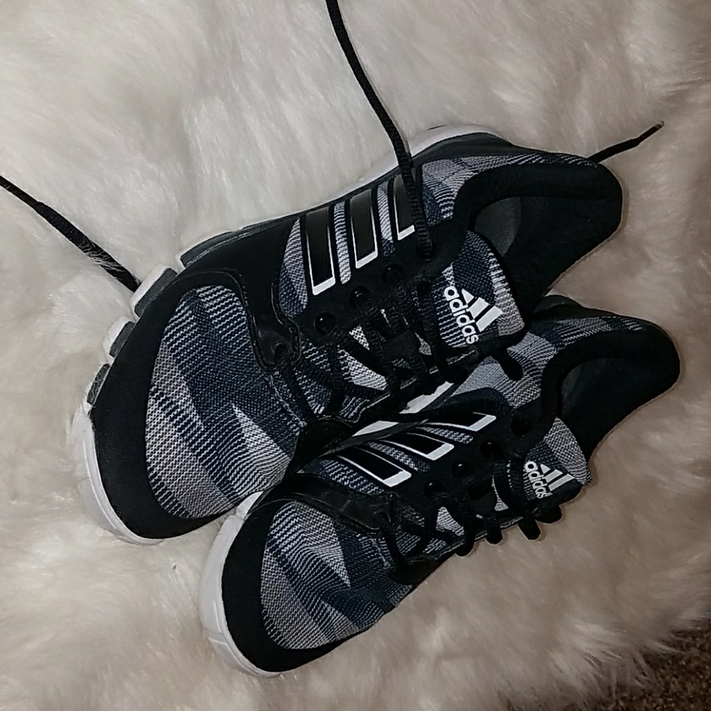 womens adidas size 6